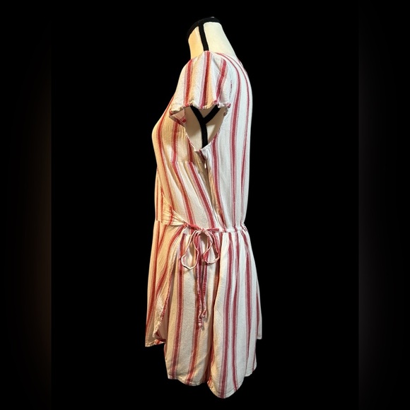 Hollister Red and White Striped Romper with Wrap and Side Tie - Picture 5 of 6